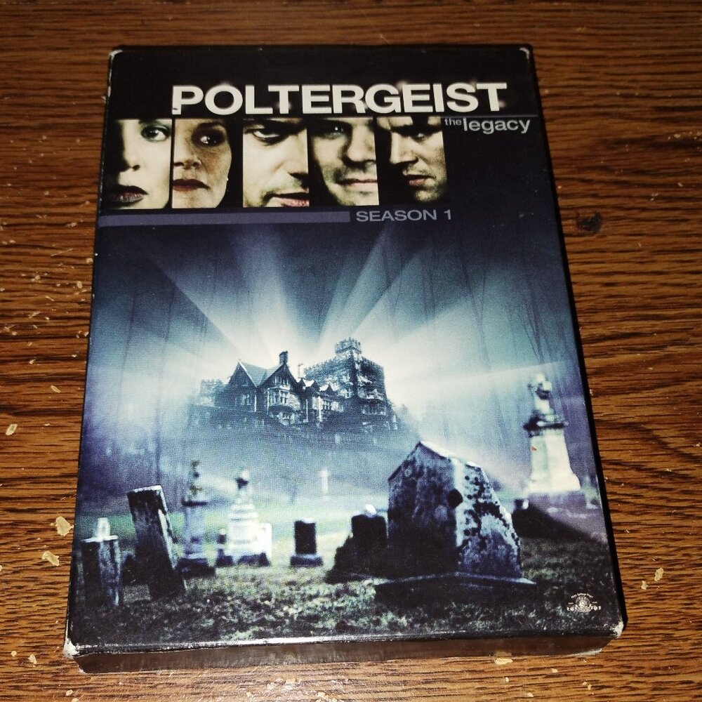 Poltergeist: The Legacy Season One (DVD, 2006, 5-Disc Set)